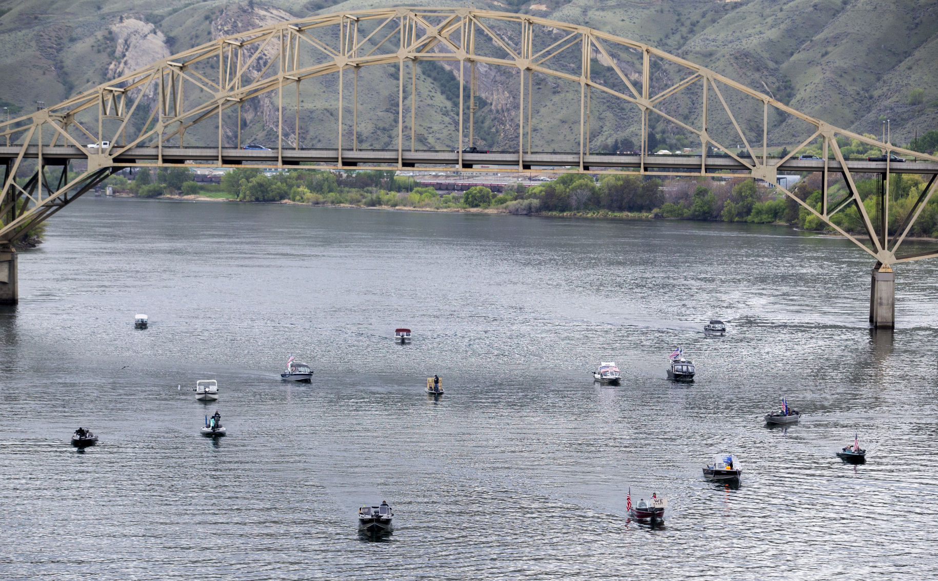 200428-newslocal-fishing 01.JPG